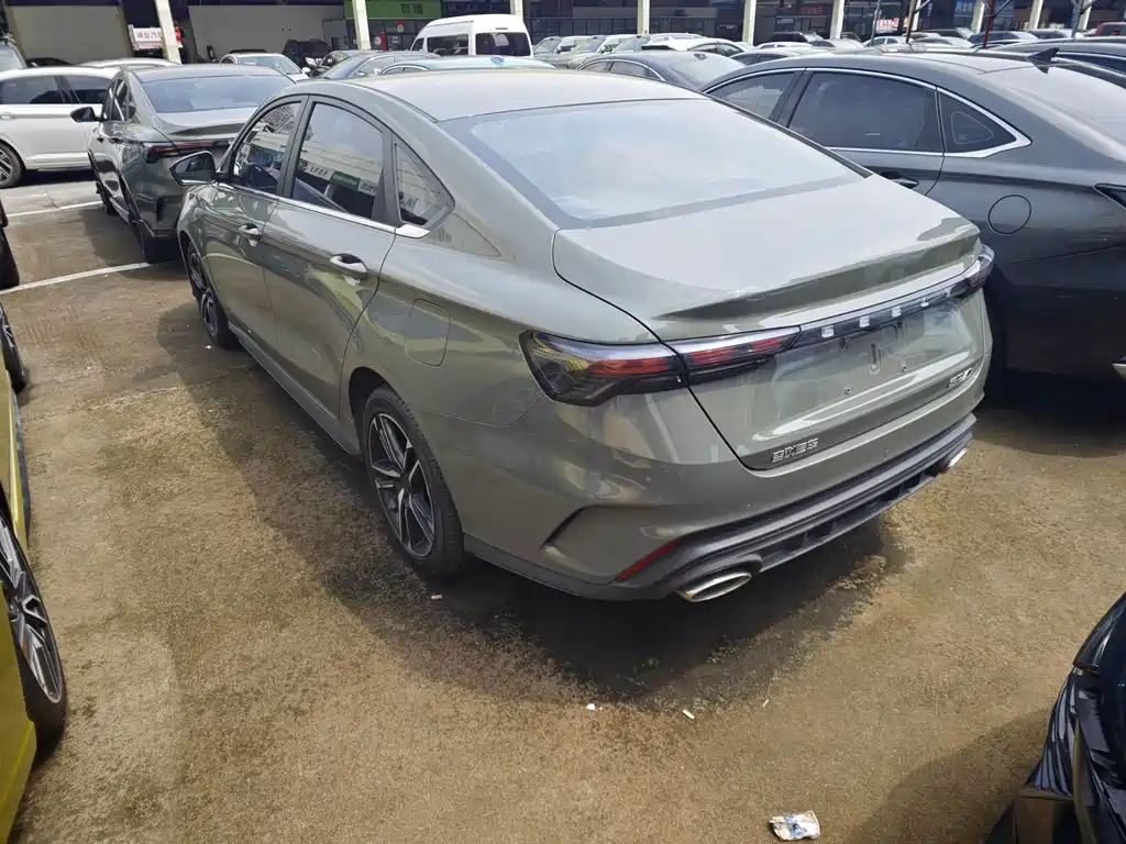 Geely Binrui — миниатюра 15