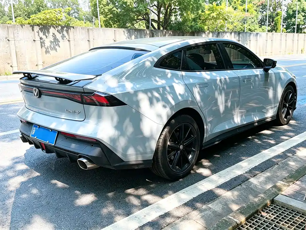 Changan UNI-V — миниатюра 7