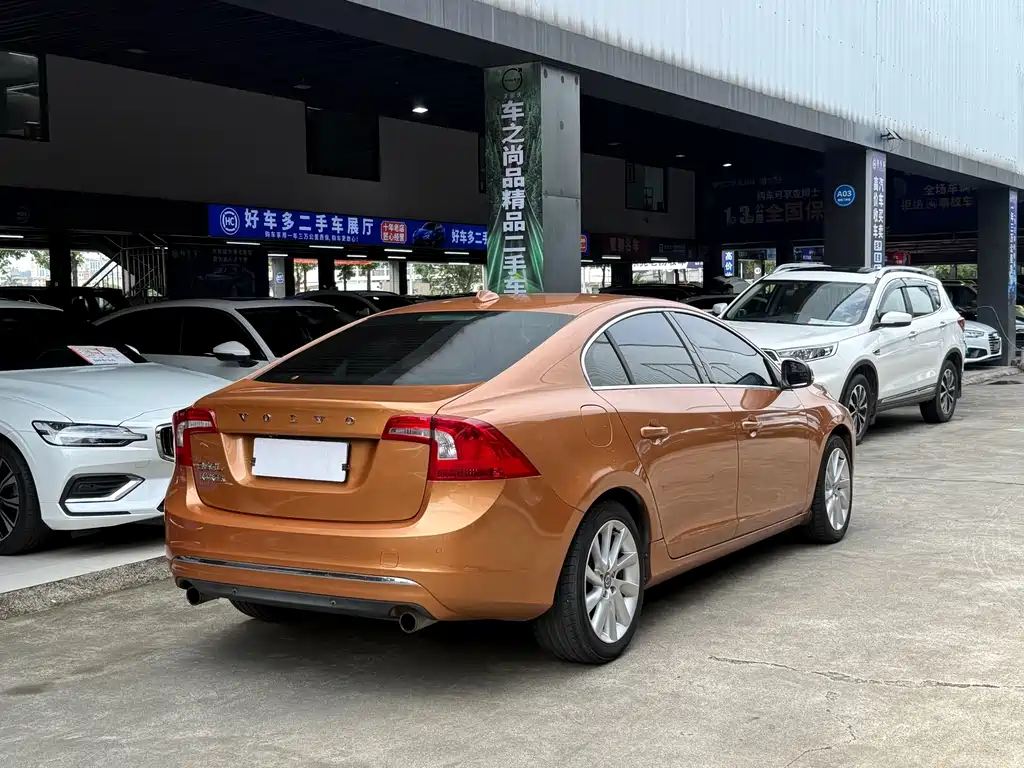 Volvo S60 — миниатюра 8