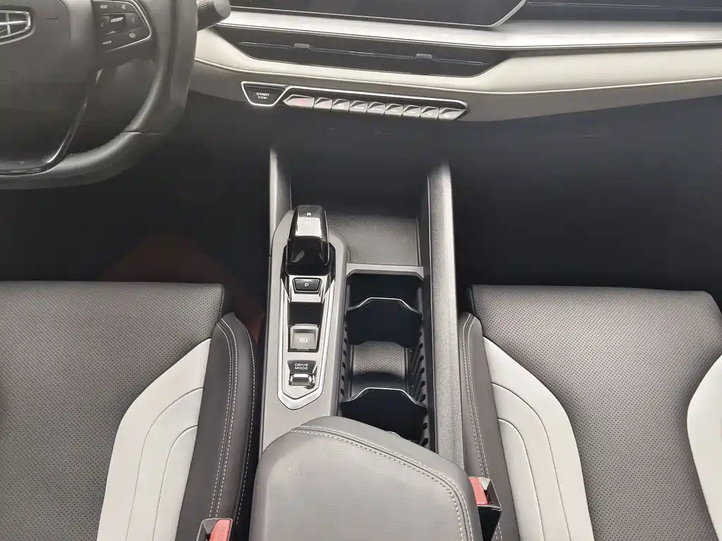 Geely Binrui — миниатюра 9