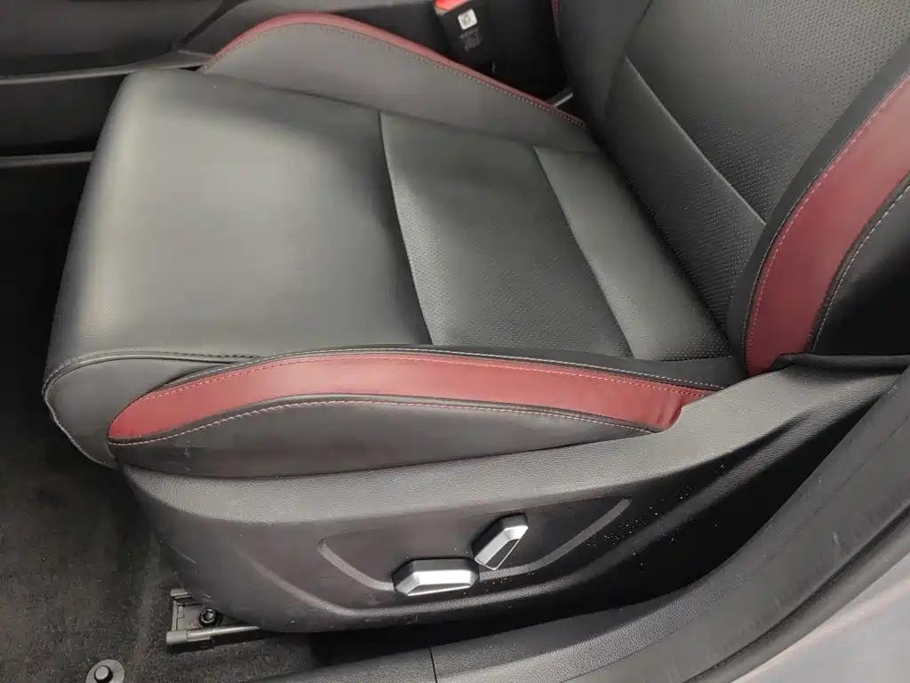 Geely Binyue — миниатюра 20