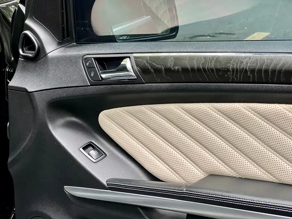 Mercedes-Benz GL-Class — миниатюра 20
