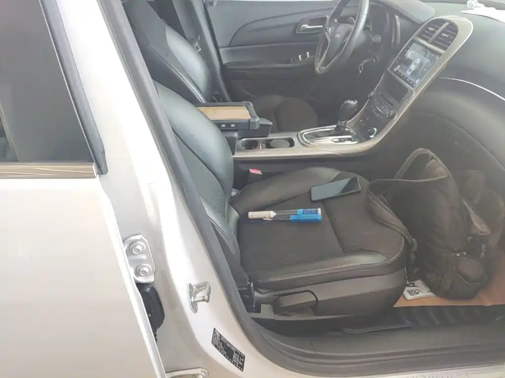 Chevrolet Malibu — миниатюра 25