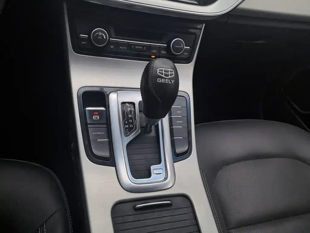 Geely Emgrand GL — миниатюра 13