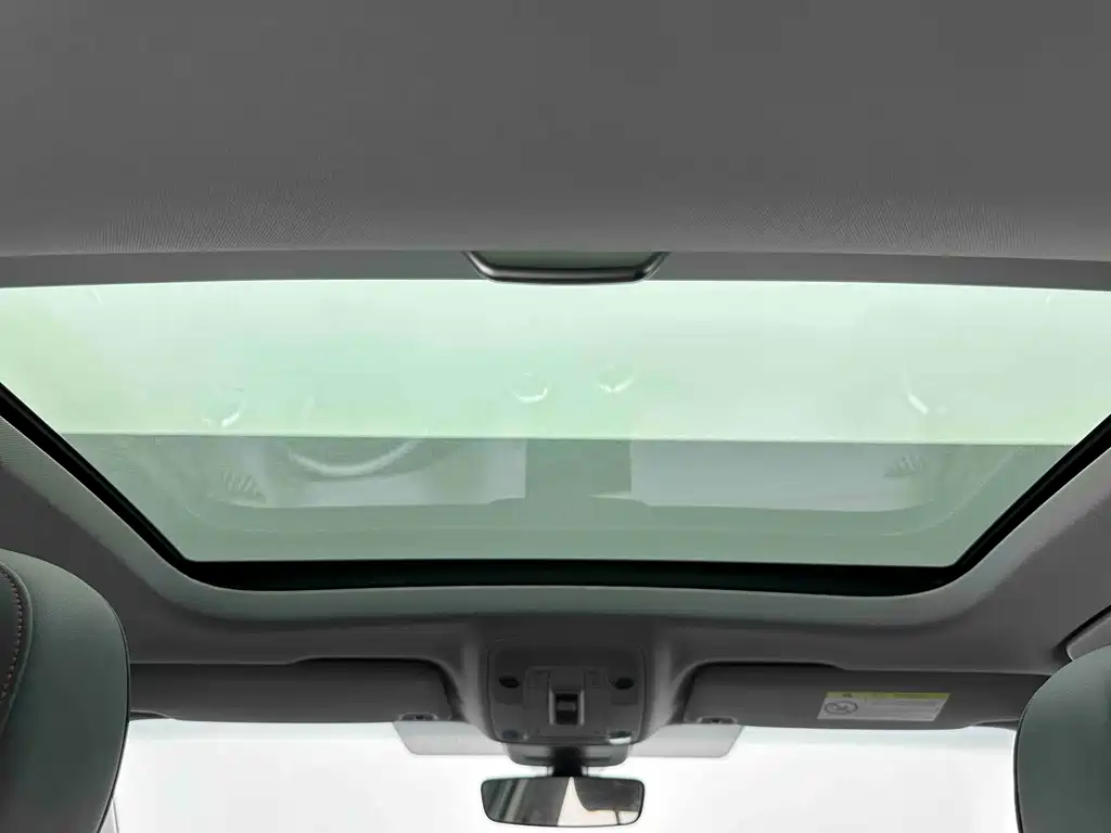 Audi Q2L — миниатюра 13