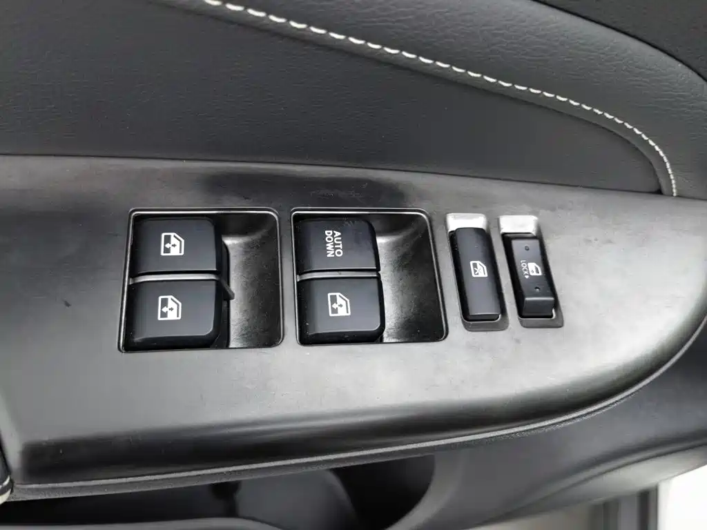 Changan CS35 — миниатюра 9