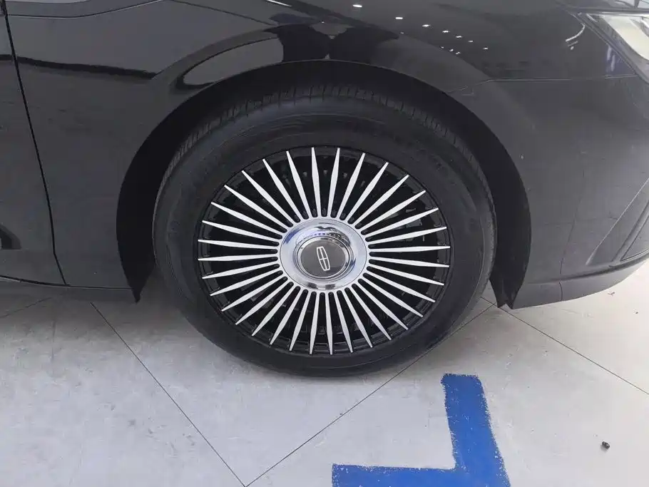 Lincoln Z — миниатюра 6
