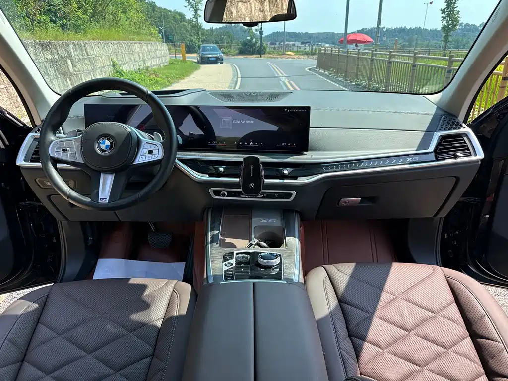 BMW X5 — миниатюра 13