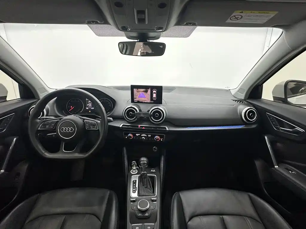 Audi Q2L 2022 35 TFSI Fashion