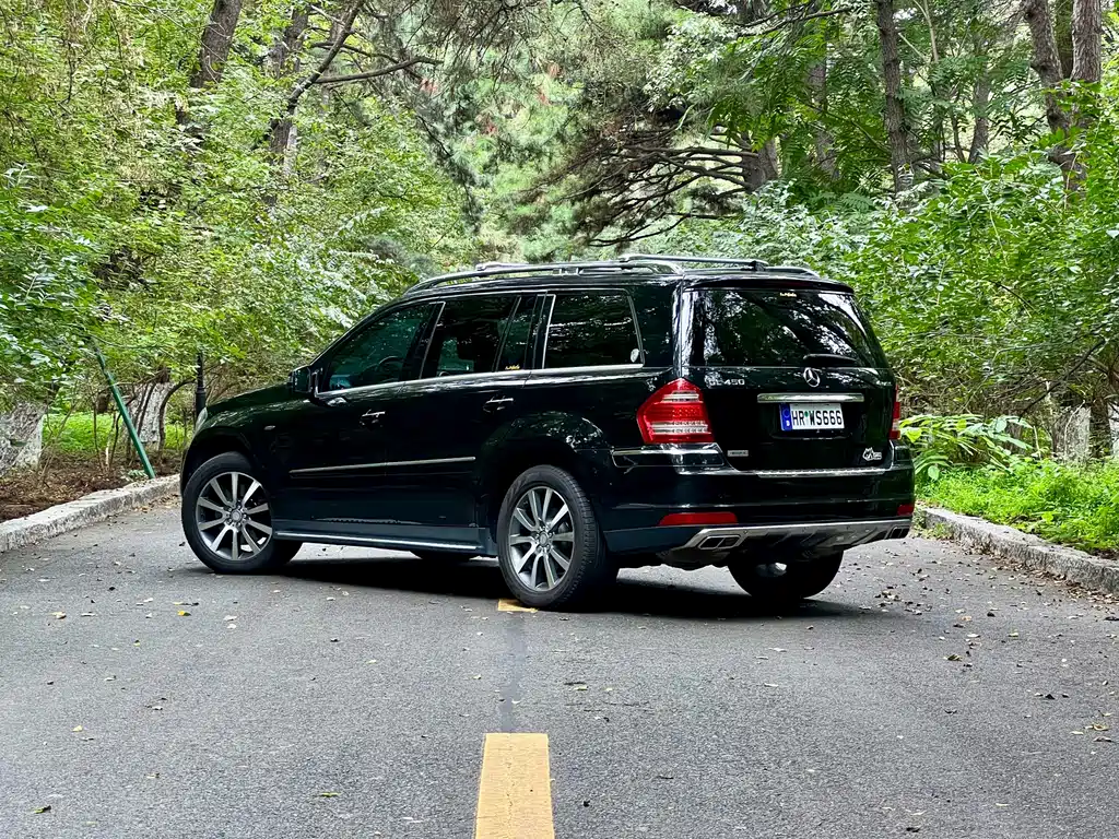 Mercedes-Benz GL-Class — миниатюра 9