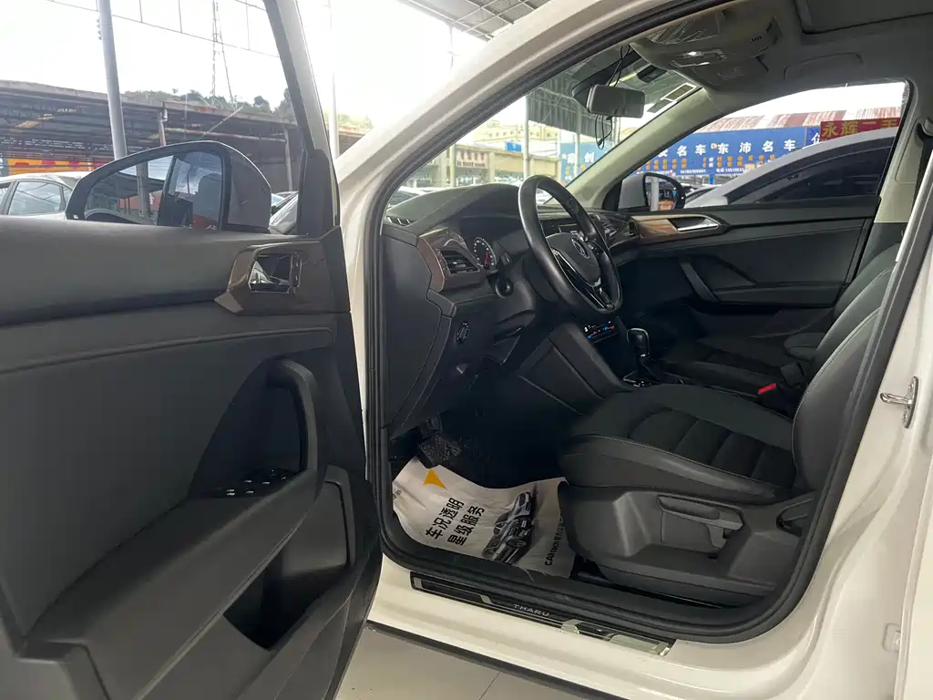 Volkswagen Tharu — миниатюра 4