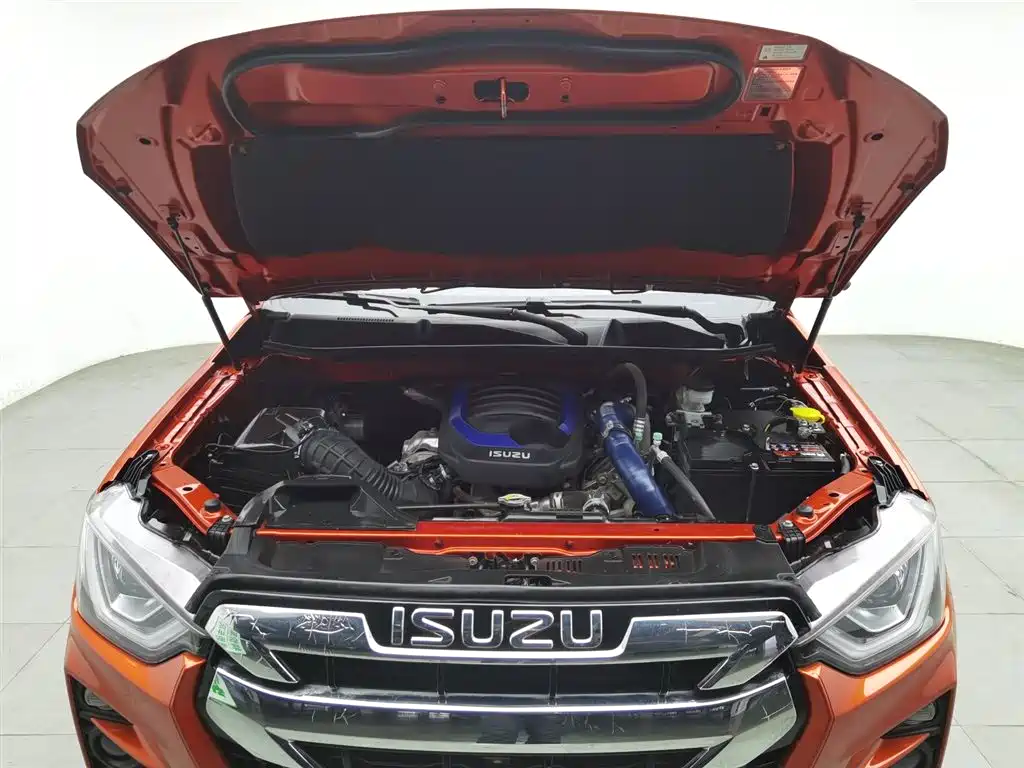 ISUZU D MAX