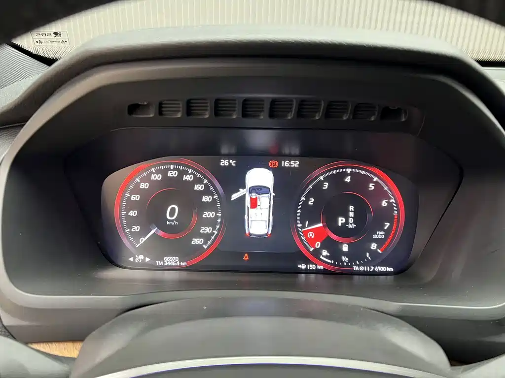 Volvo XC90 — миниатюра 13