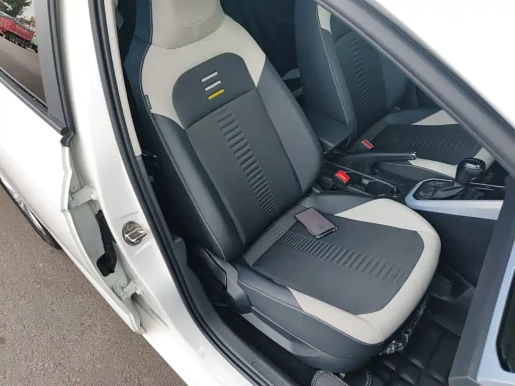 Volkswagen Polo — миниатюра 25
