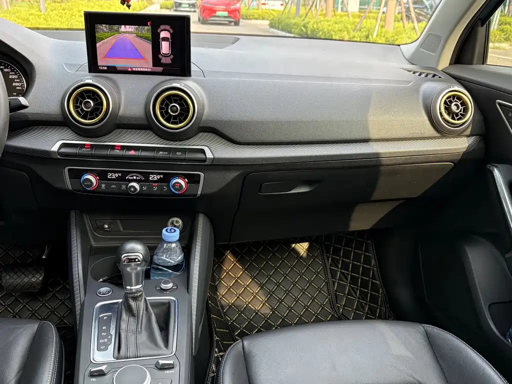 Audi Q2L — миниатюра 9