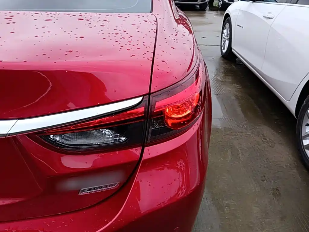Mazda Atenza — миниатюра 8