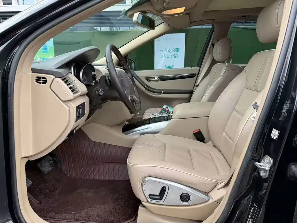Mercedes-Benz R-Class — миниатюра 2