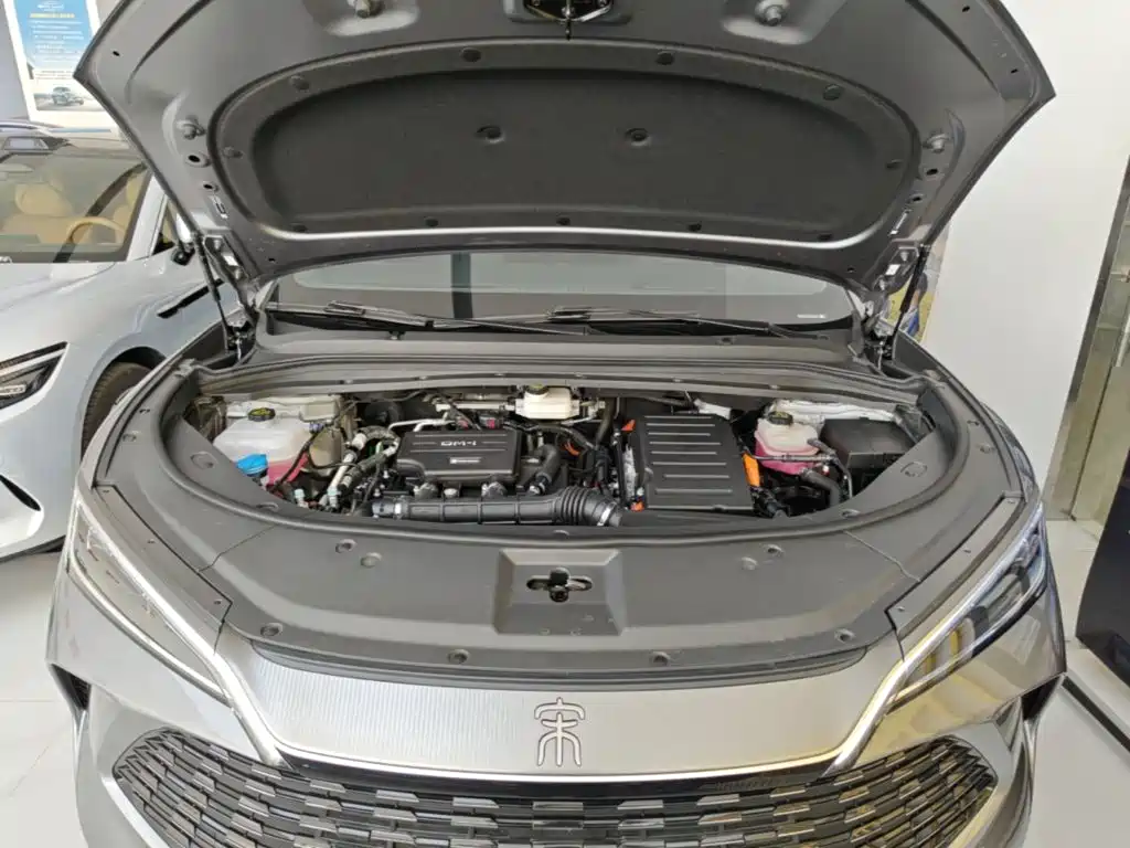 BYD L DM-i — миниатюра 20