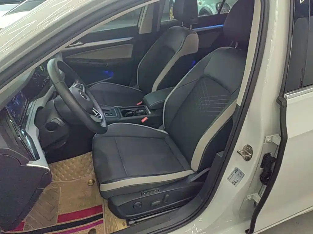 Volkswagen Golf — миниатюра 15