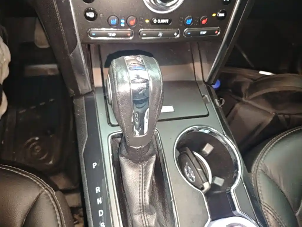 Ford Explorer (Import) — миниатюра 14