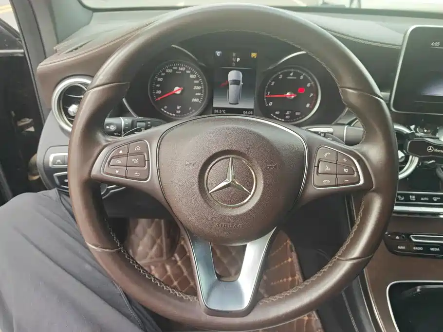 Mercedes-Benz GLC — миниатюра 15