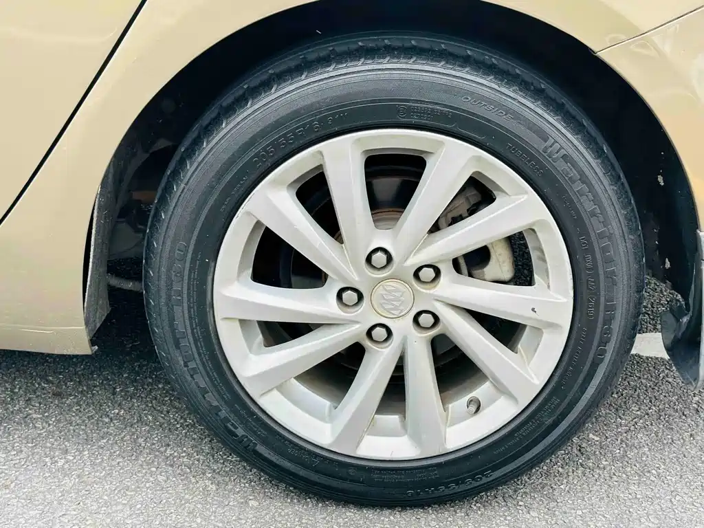 Buick Verano — миниатюра 17