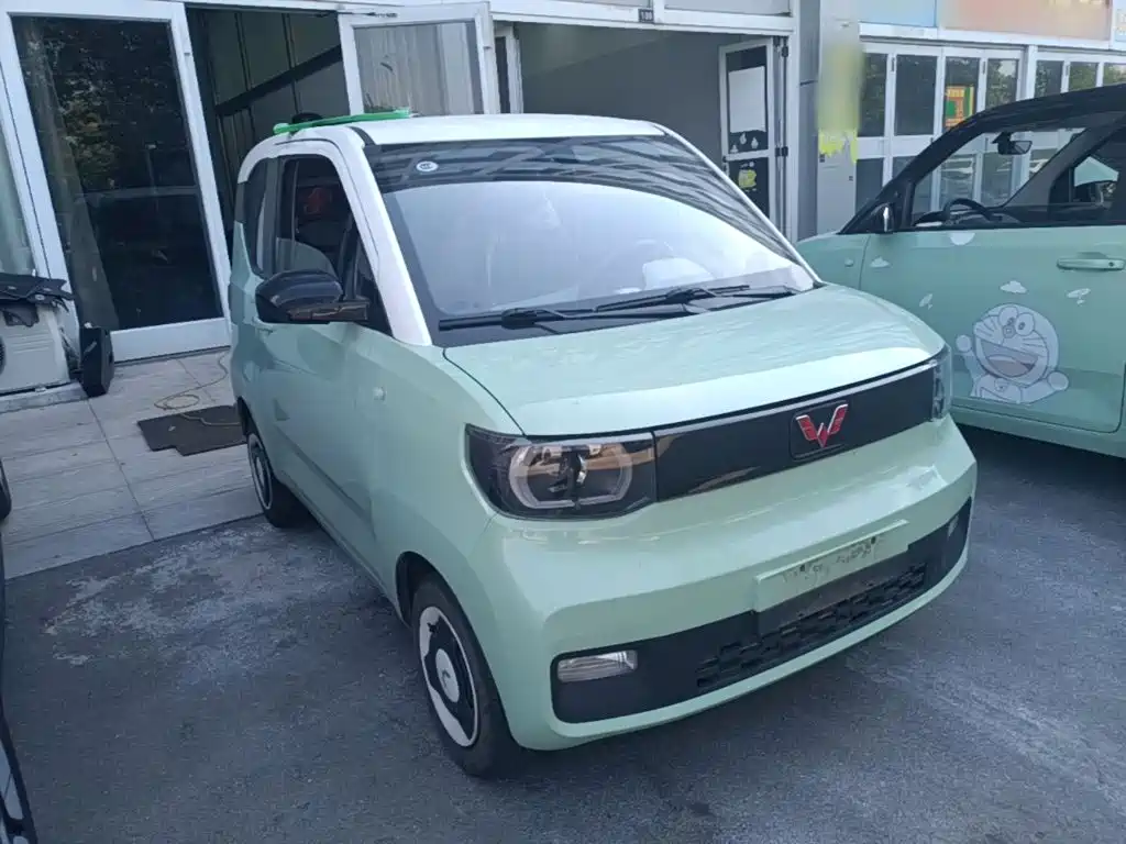 Wuling MINIEV — миниатюра 4