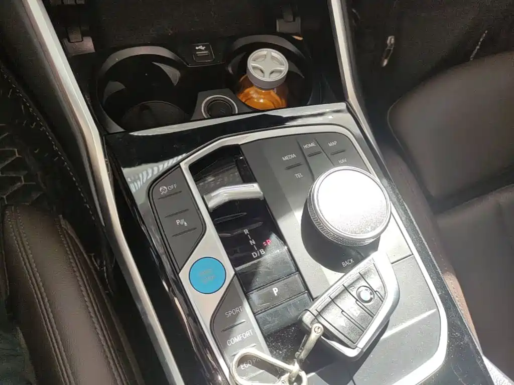 BMW i3 — миниатюра 14