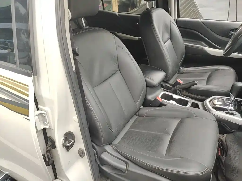 Nissan Terra — миниатюра 25