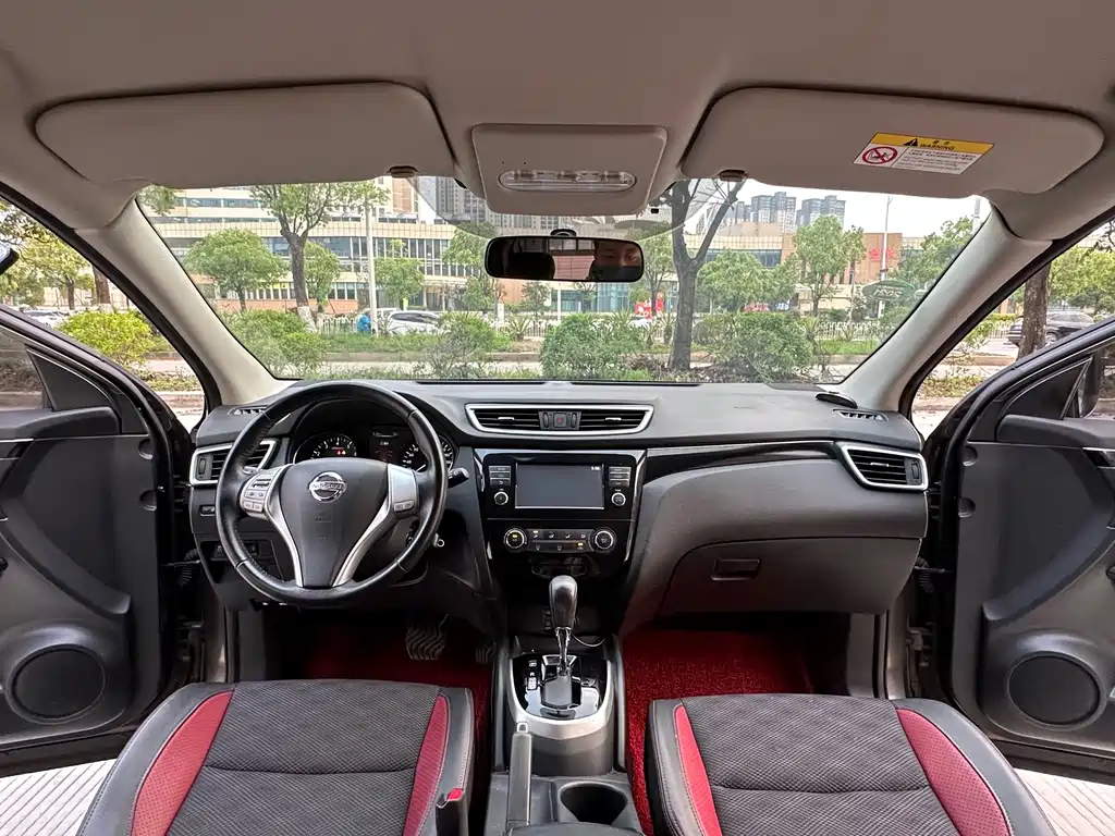 Nissan Qashqai — миниатюра 5