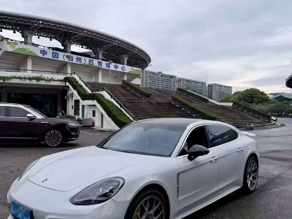 Porsche Panamera 2017