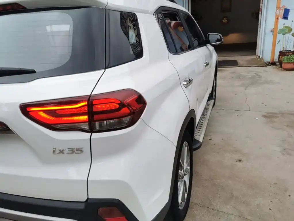 Hyundai ix35 — миниатюра 8