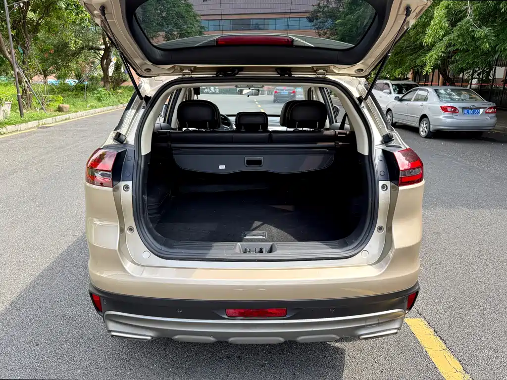 GEELY AUTOMOBILE BOYUE