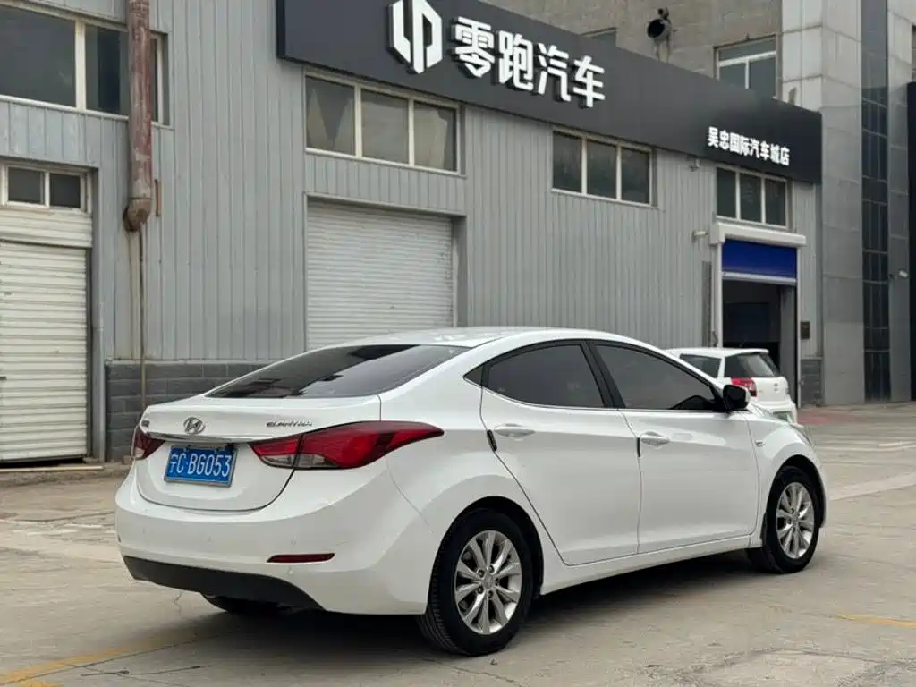Hyundai Elantra Langdong — миниатюра 9