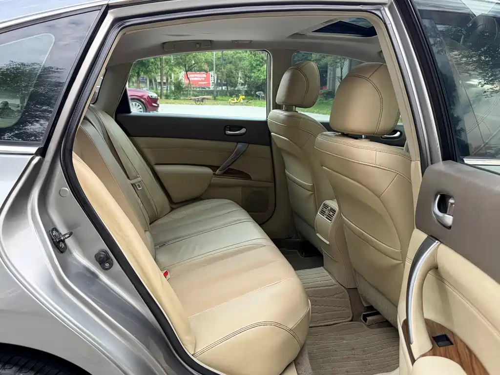 Nissan Teana — миниатюра 12