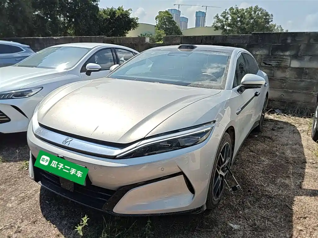 BYD Han L