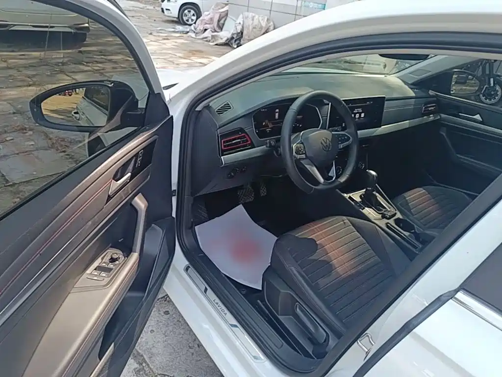 Volkswagen Lavida — миниатюра 16