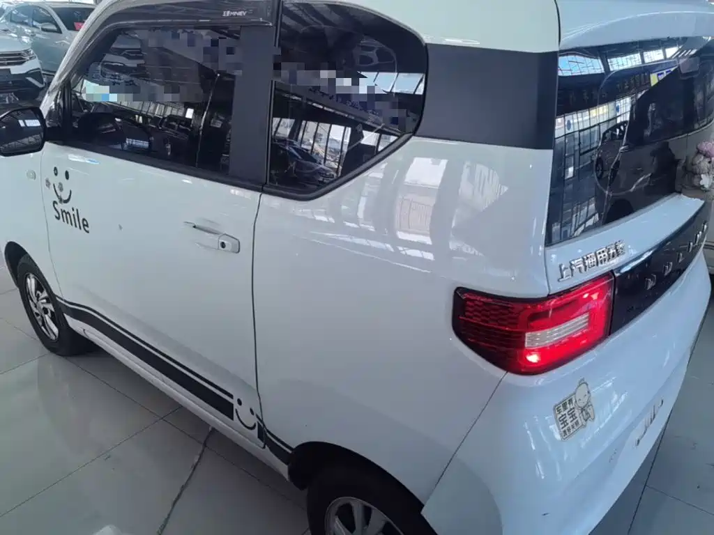 Wuling MINIEV — миниатюра 5