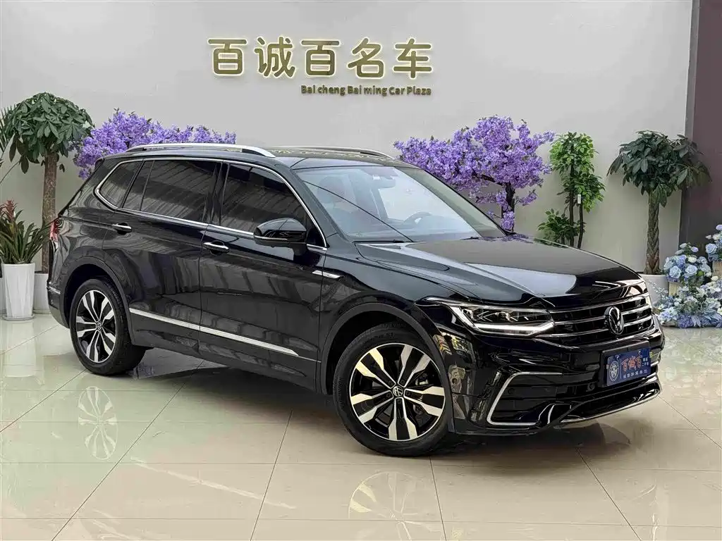Volkswagen Tiguan L — миниатюра 4
