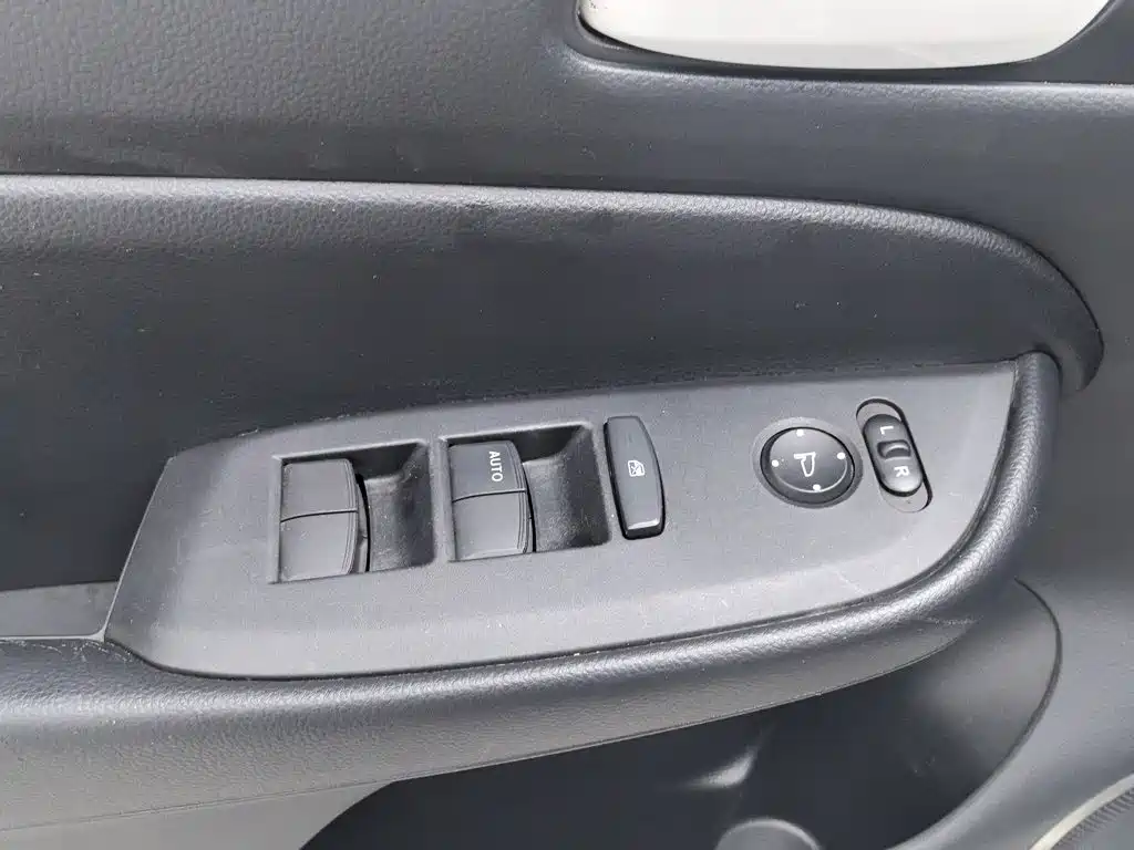 Honda Fit — миниатюра 9