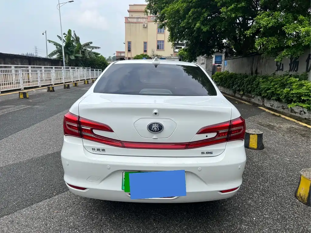 BYD Qin NEV — миниатюра 5