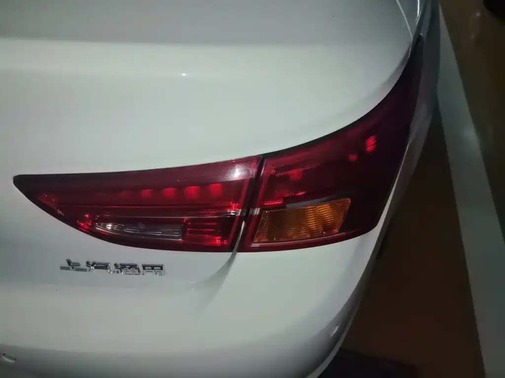 Buick Verano — миниатюра 8