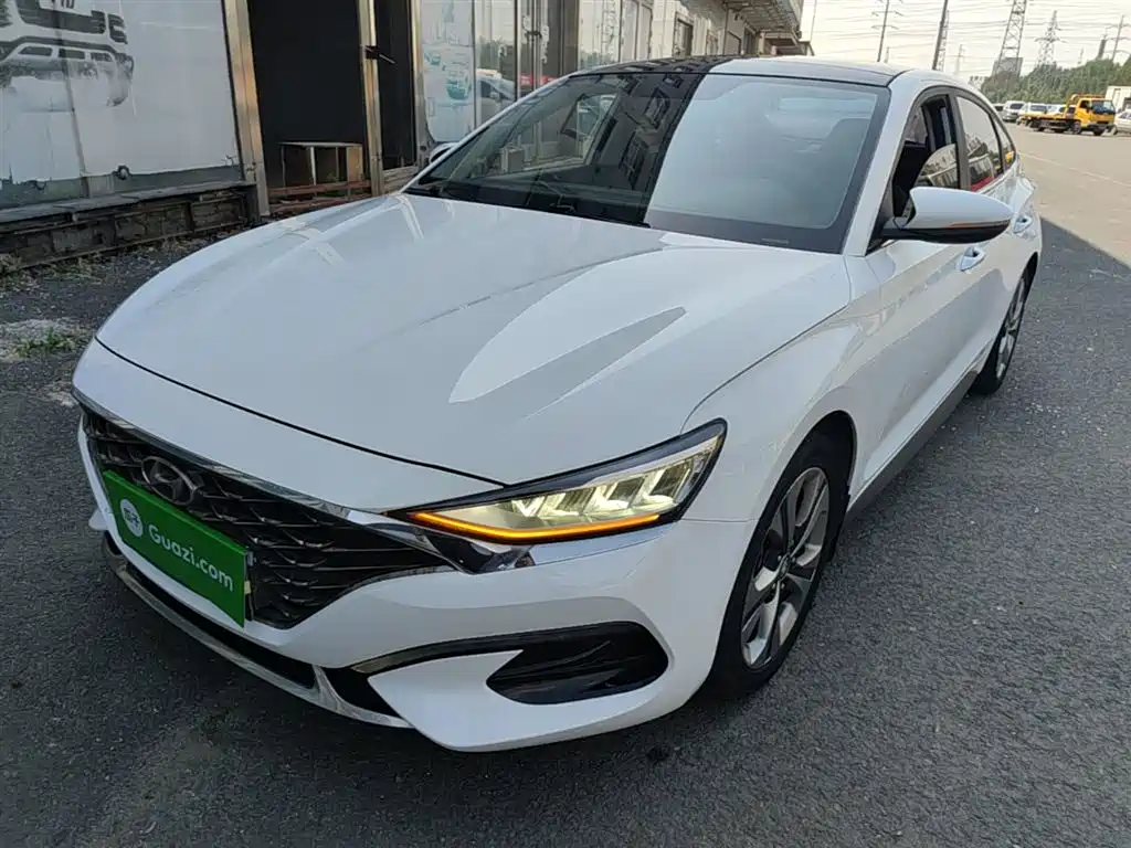 Купить Hyundai Fista