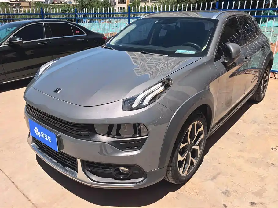Купить Lynk & Co 02