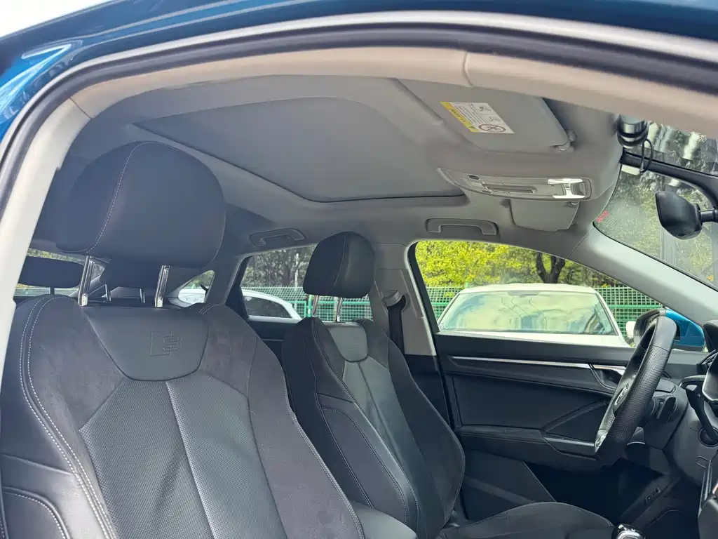 Audi Q3 Sportback — миниатюра 10