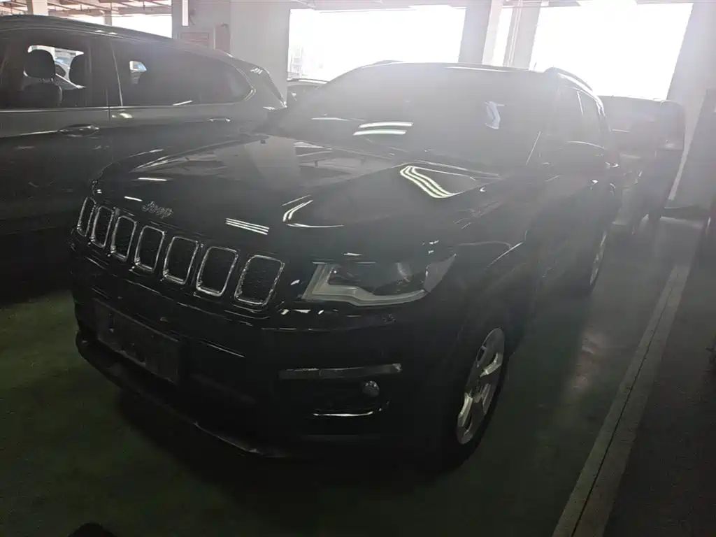 Купить Jeep Compass