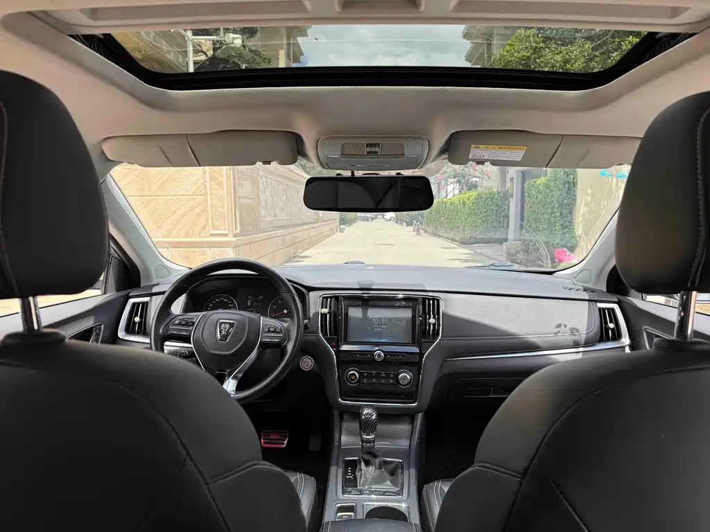 Roewe Roewe i6 Classic — миниатюра 5