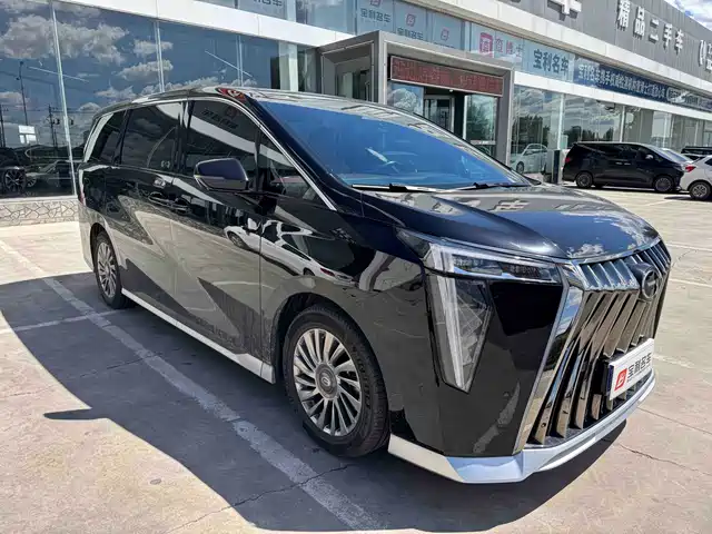 GAC Trumpchi 传祺M8