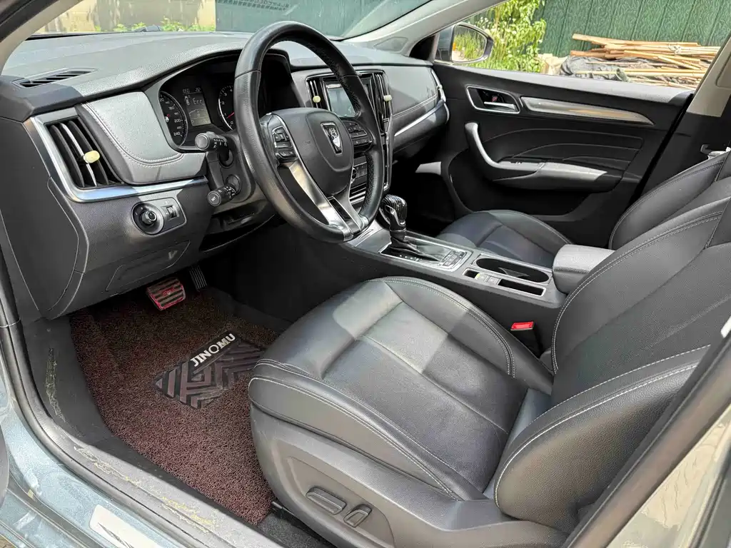 Roewe Roewe i6 Classic — миниатюра 4