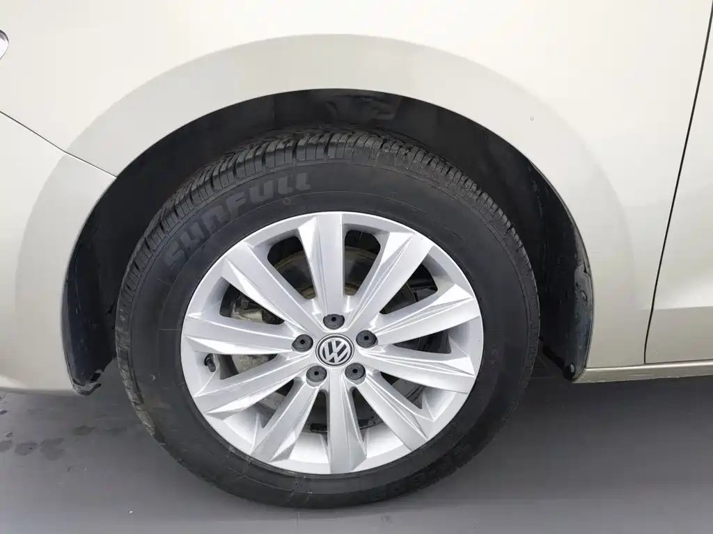 Volkswagen Bora — миниатюра 17